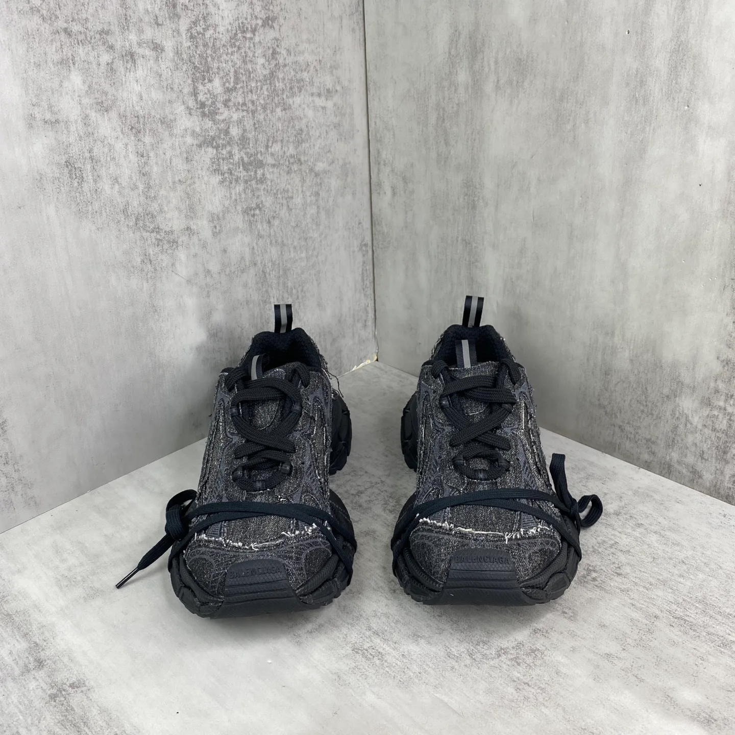 Кроссовки Женские Balenciaga 11102643