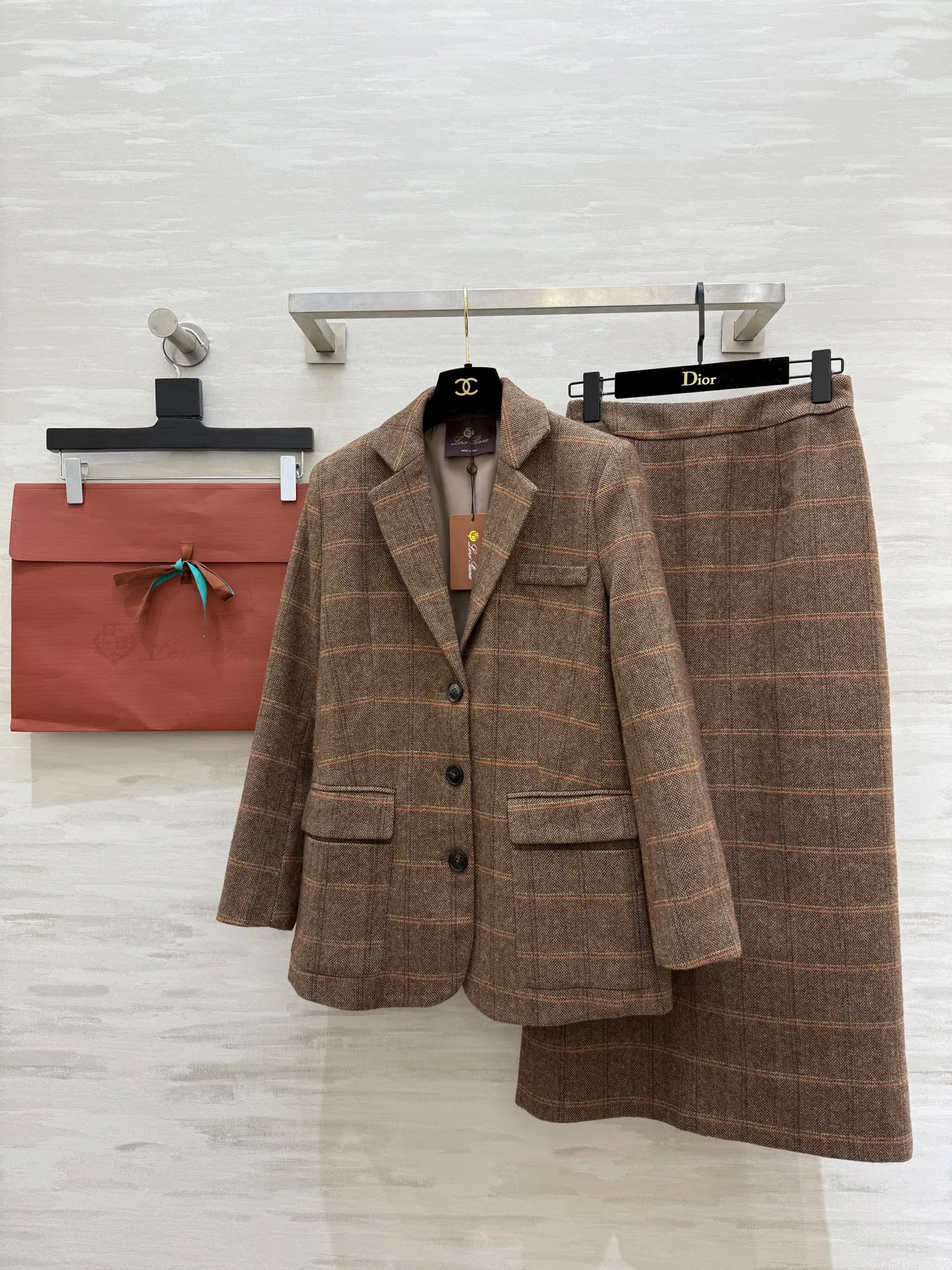 Костюмы Женские Loro Piana 1556721