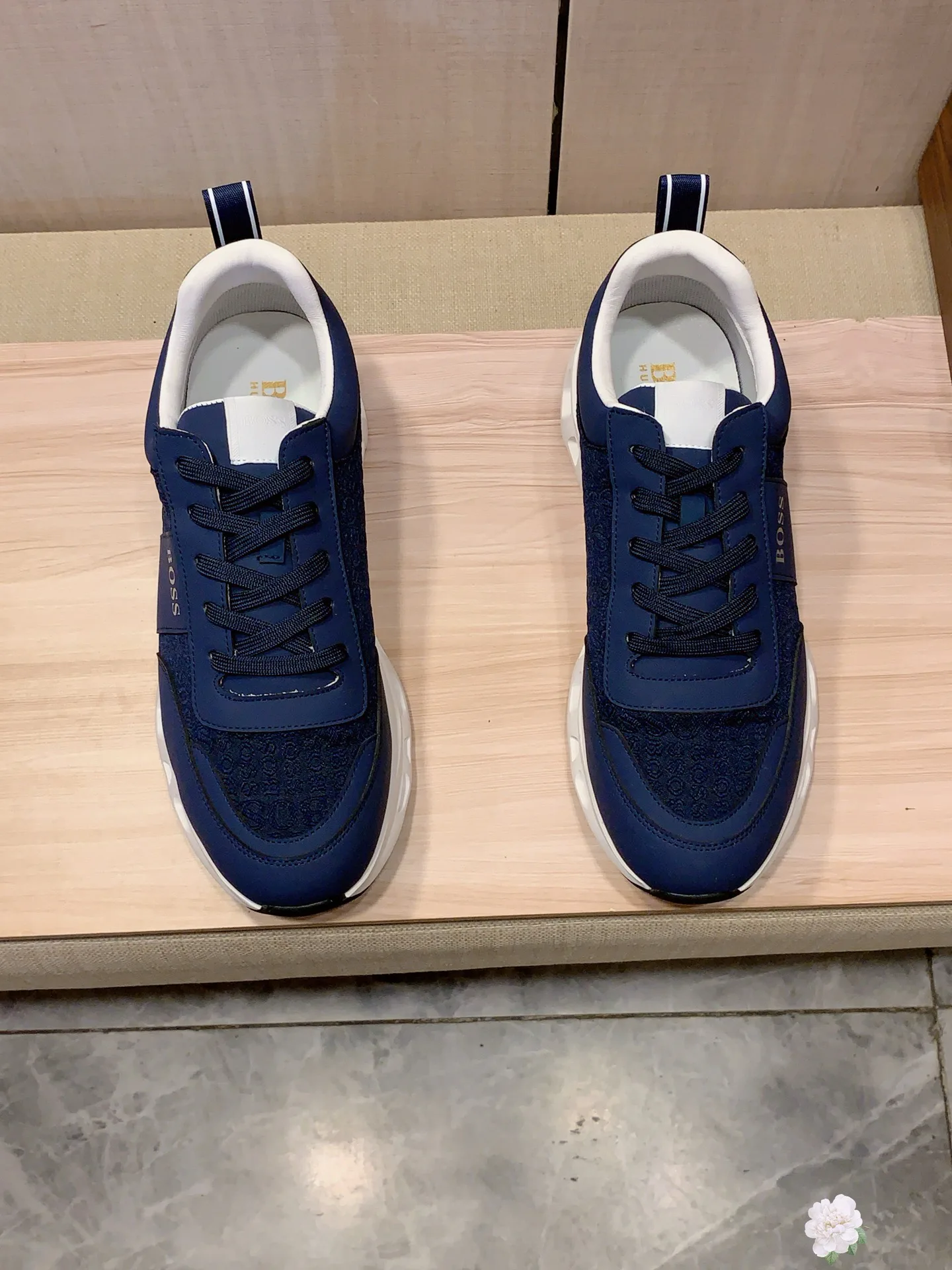 Кроссовки Женские Hugo Boss 75469