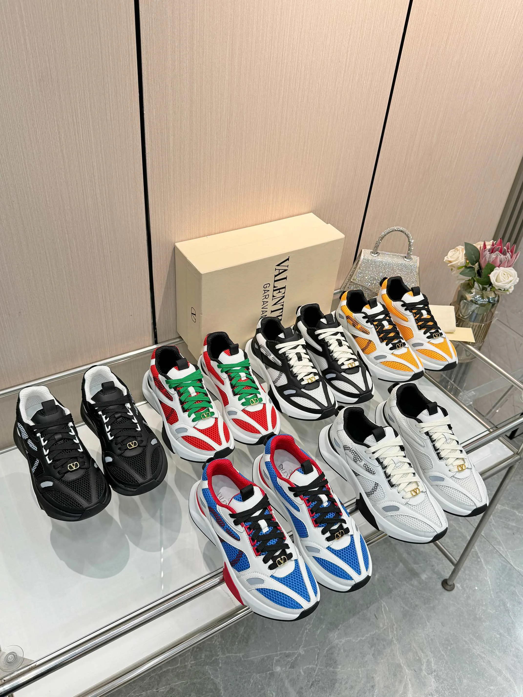 Кроссовки Мужские Valentino 17037991