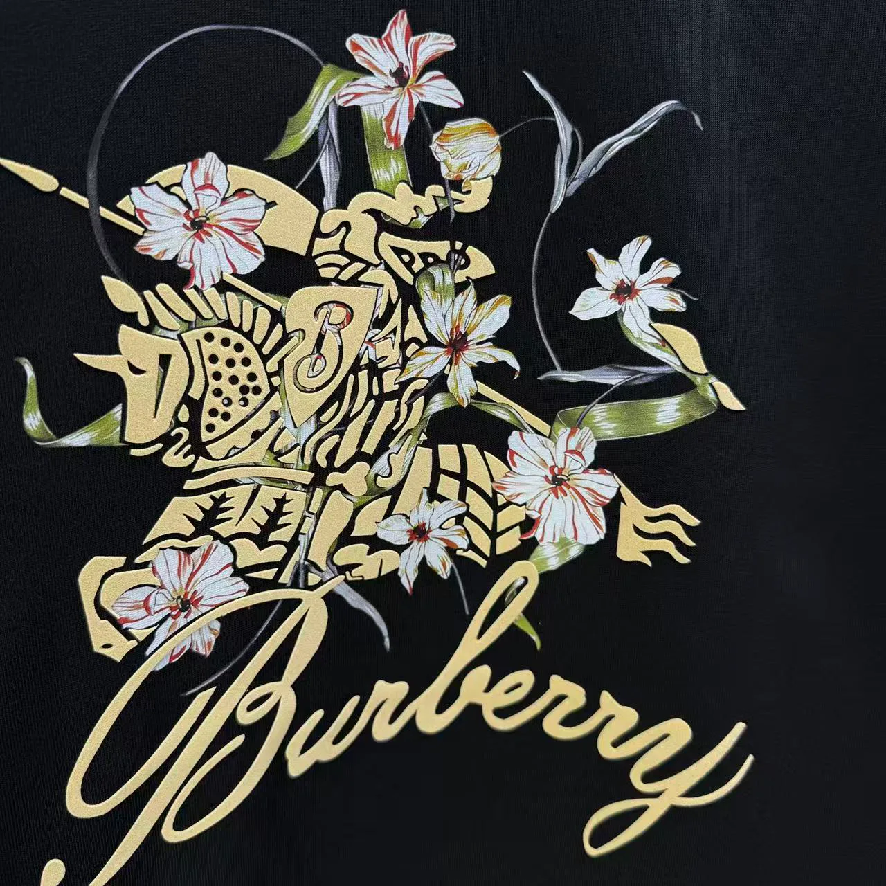 Футболки Женские Burberry 9128905