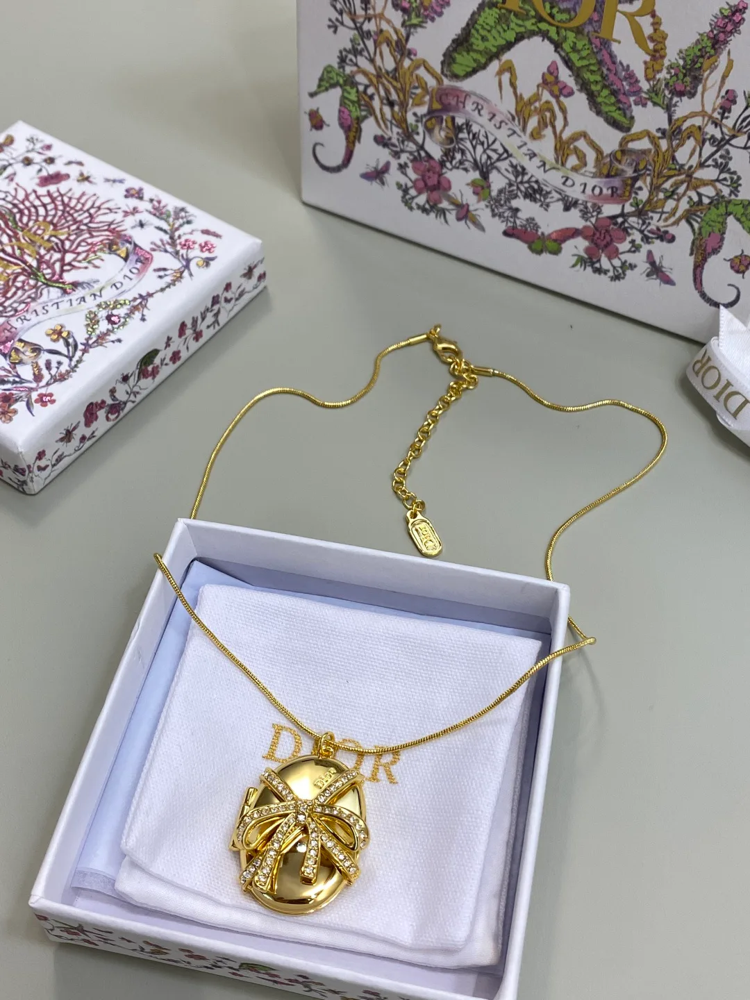 Бижутерия Christian Dior 18656352