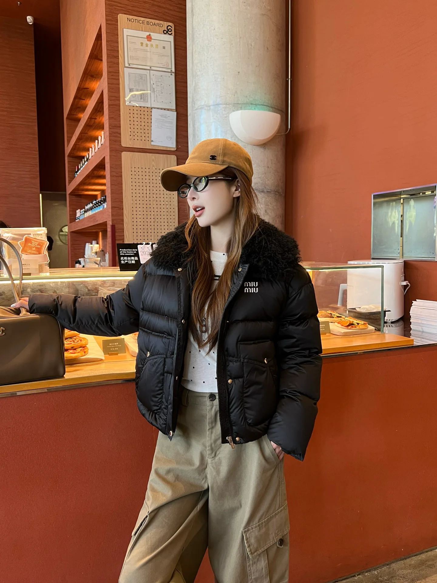 Куртки И Пуховики Женские Miu Miu 18757595