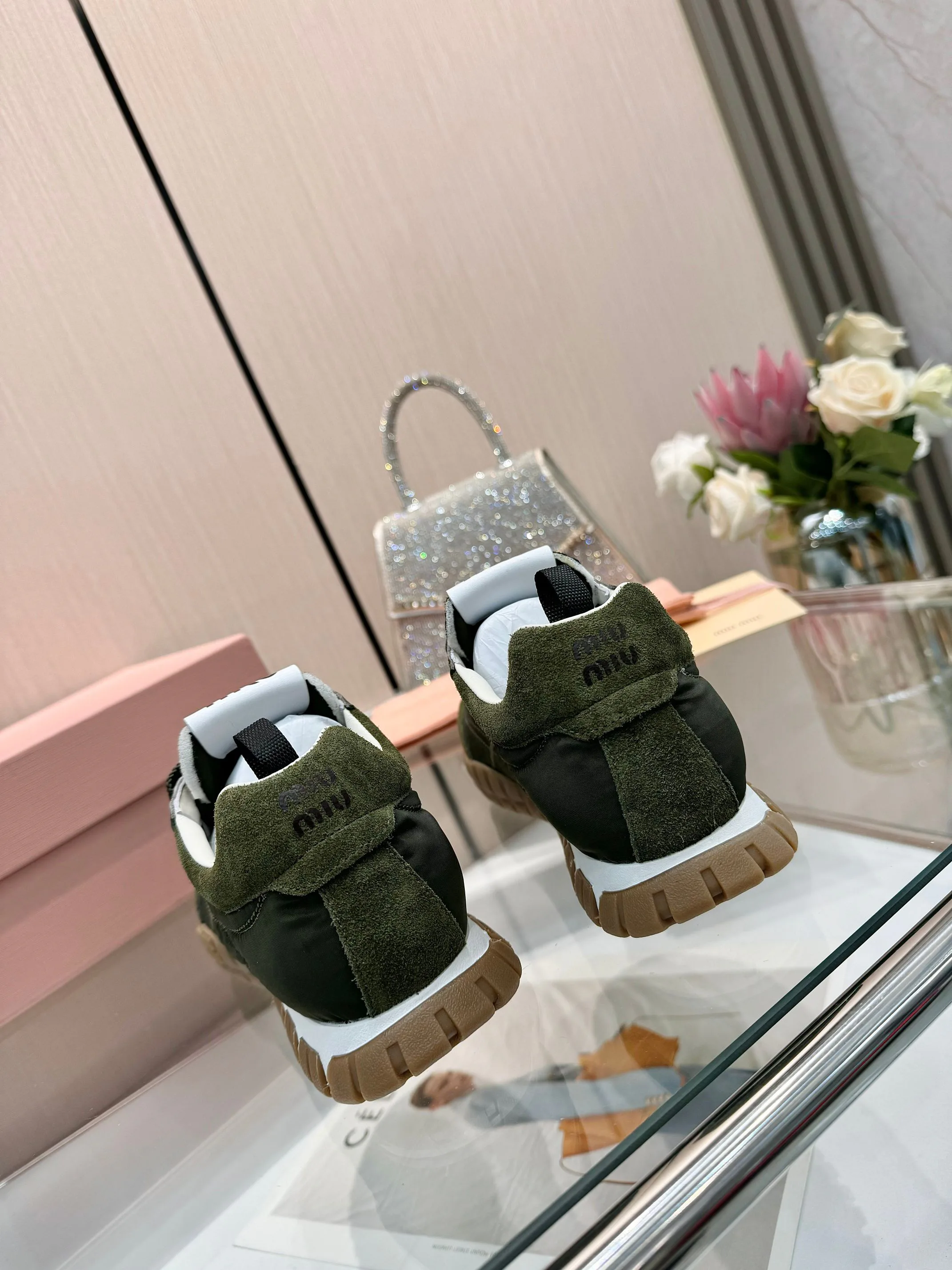 Кроссовки Женские Miu Miu 20364