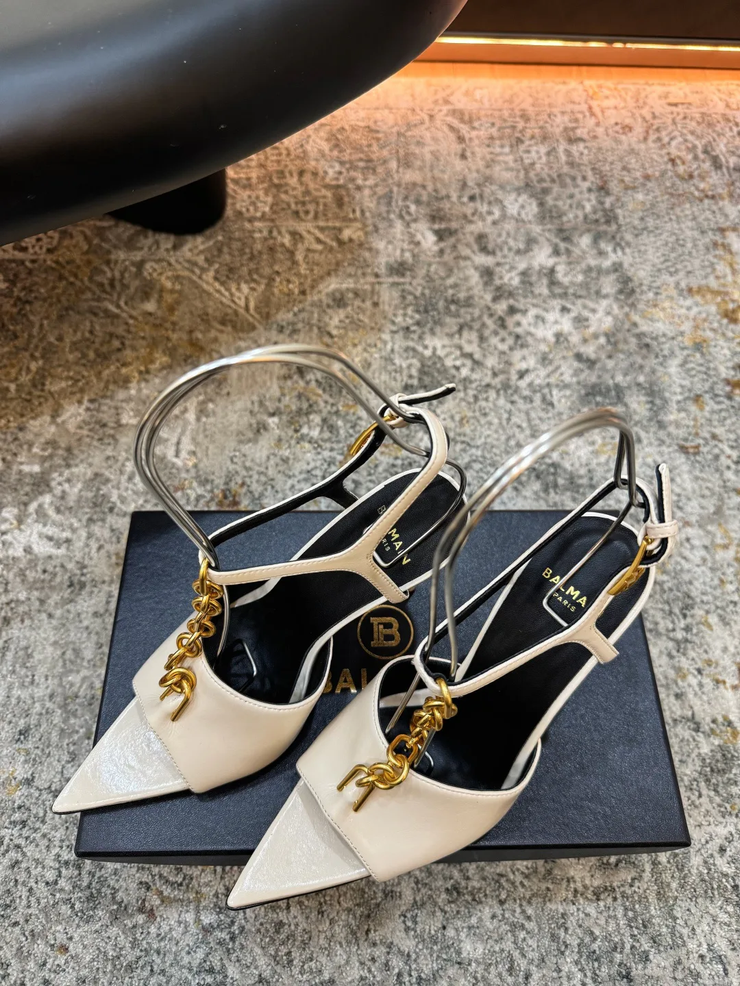 Босоножки Женские Balmain 9499289