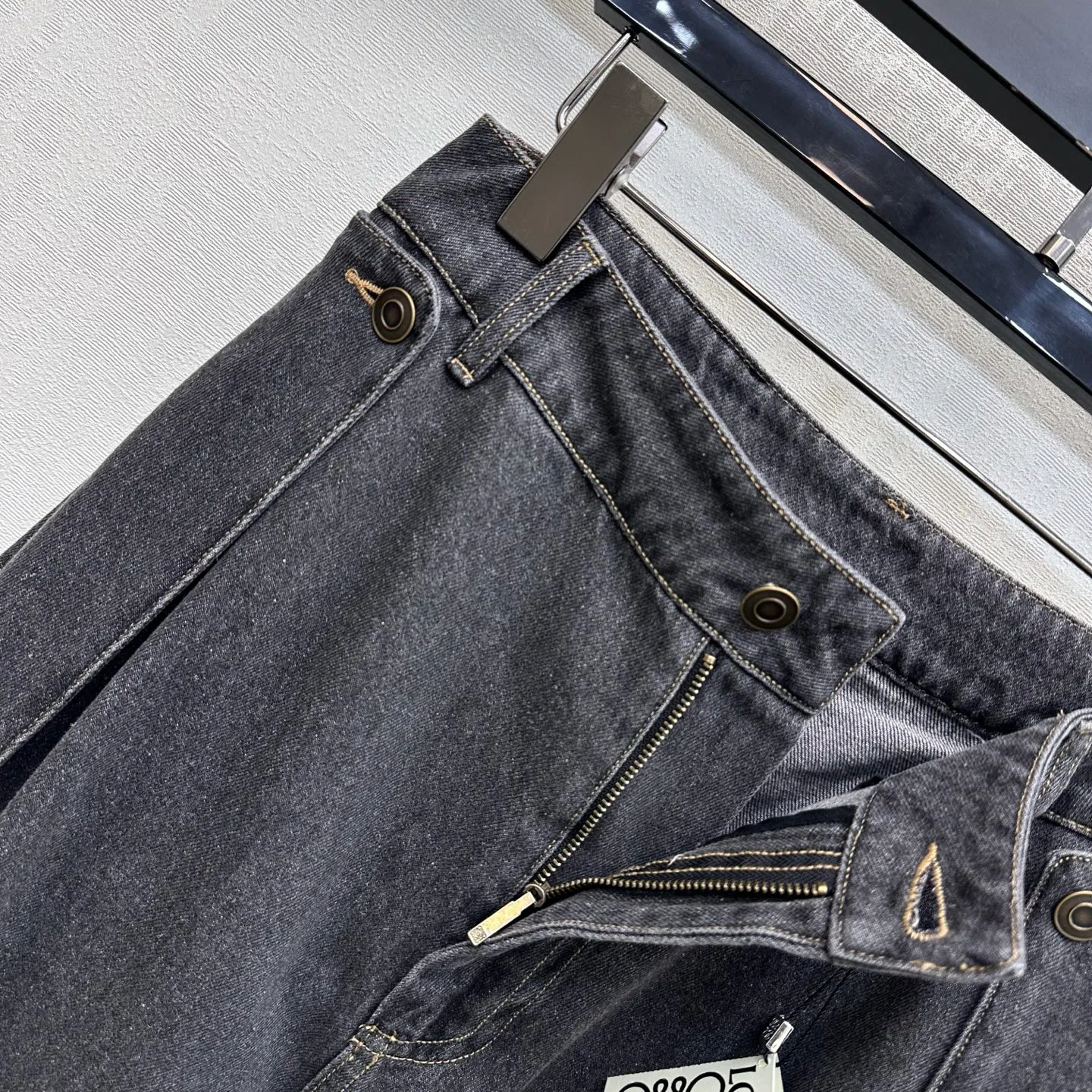 Джинсы Женские Loewe 17724905