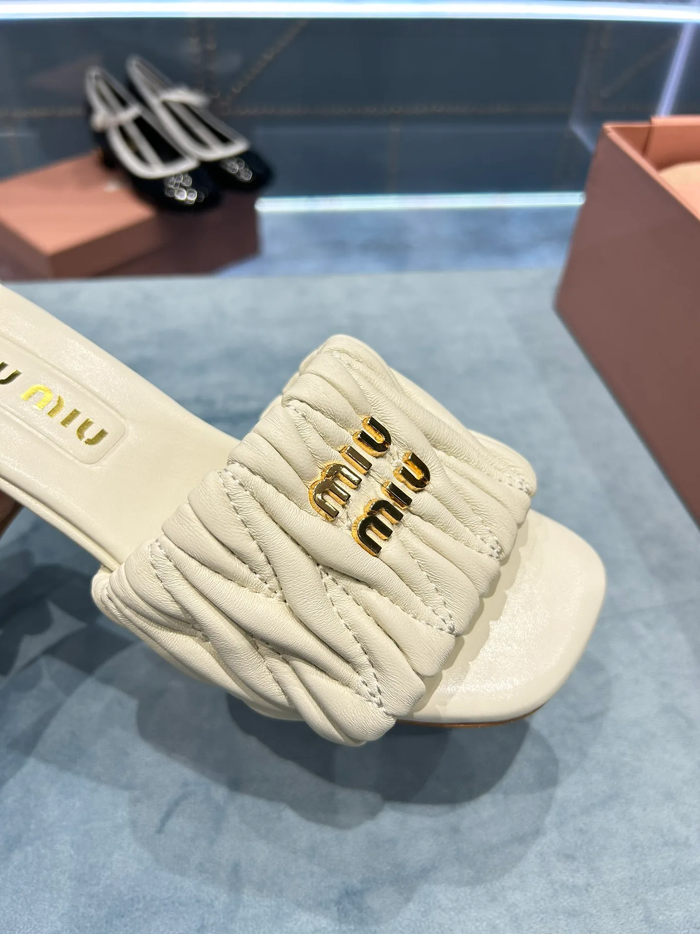 Босоножки Женские Miu Miu 33690