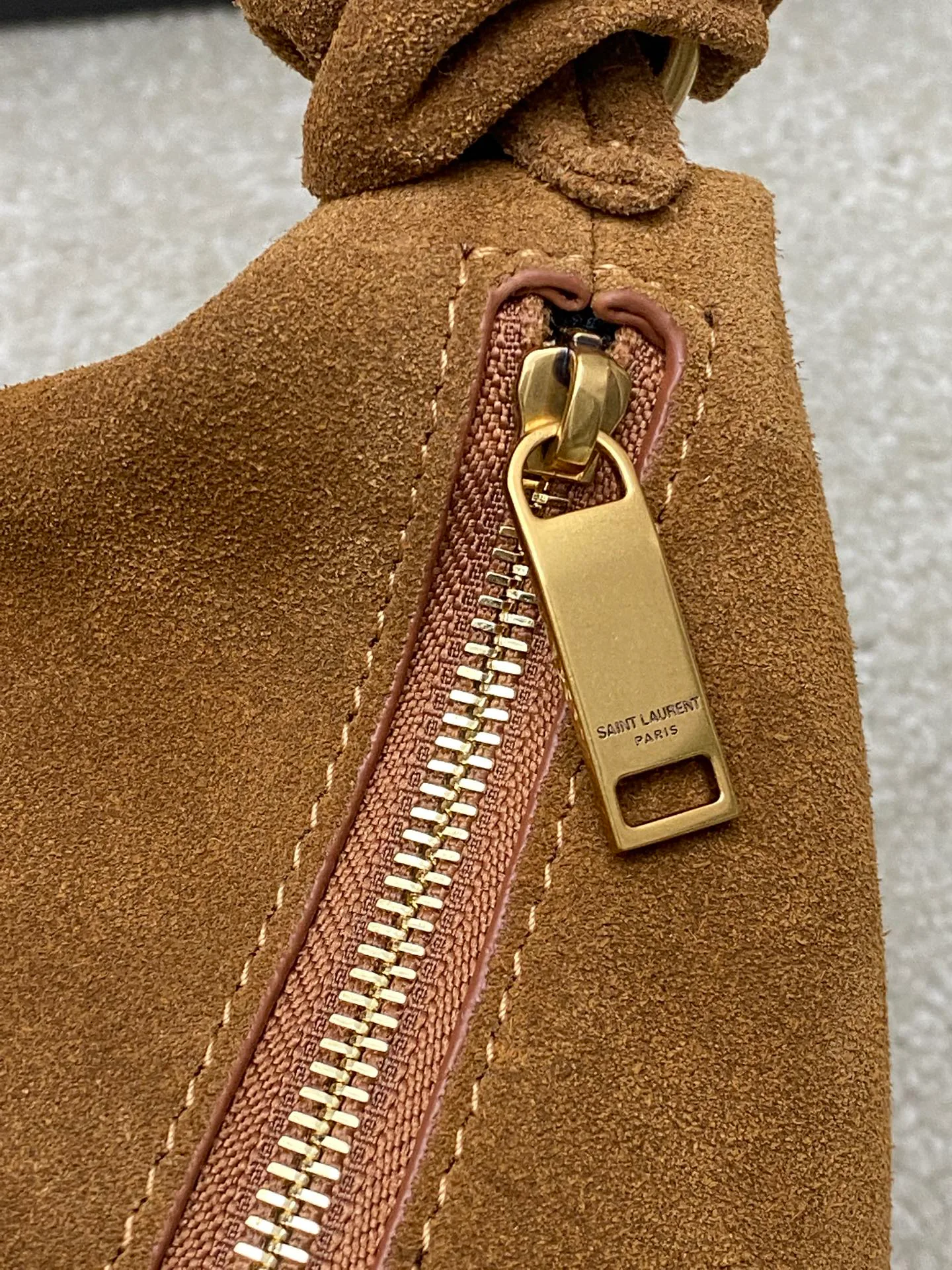 Классические Сумки Женские Saint Laurent 10000419