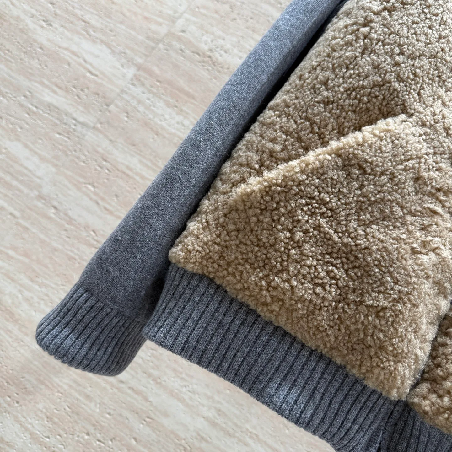 Куртки И Пуховики Женские Miu Miu 1750373