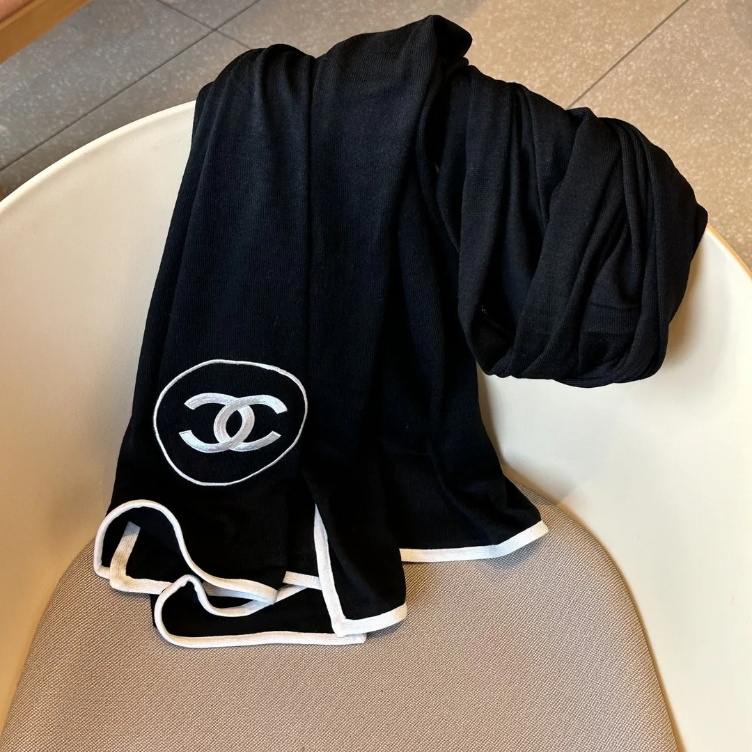 Шарфы Chanel 11152037