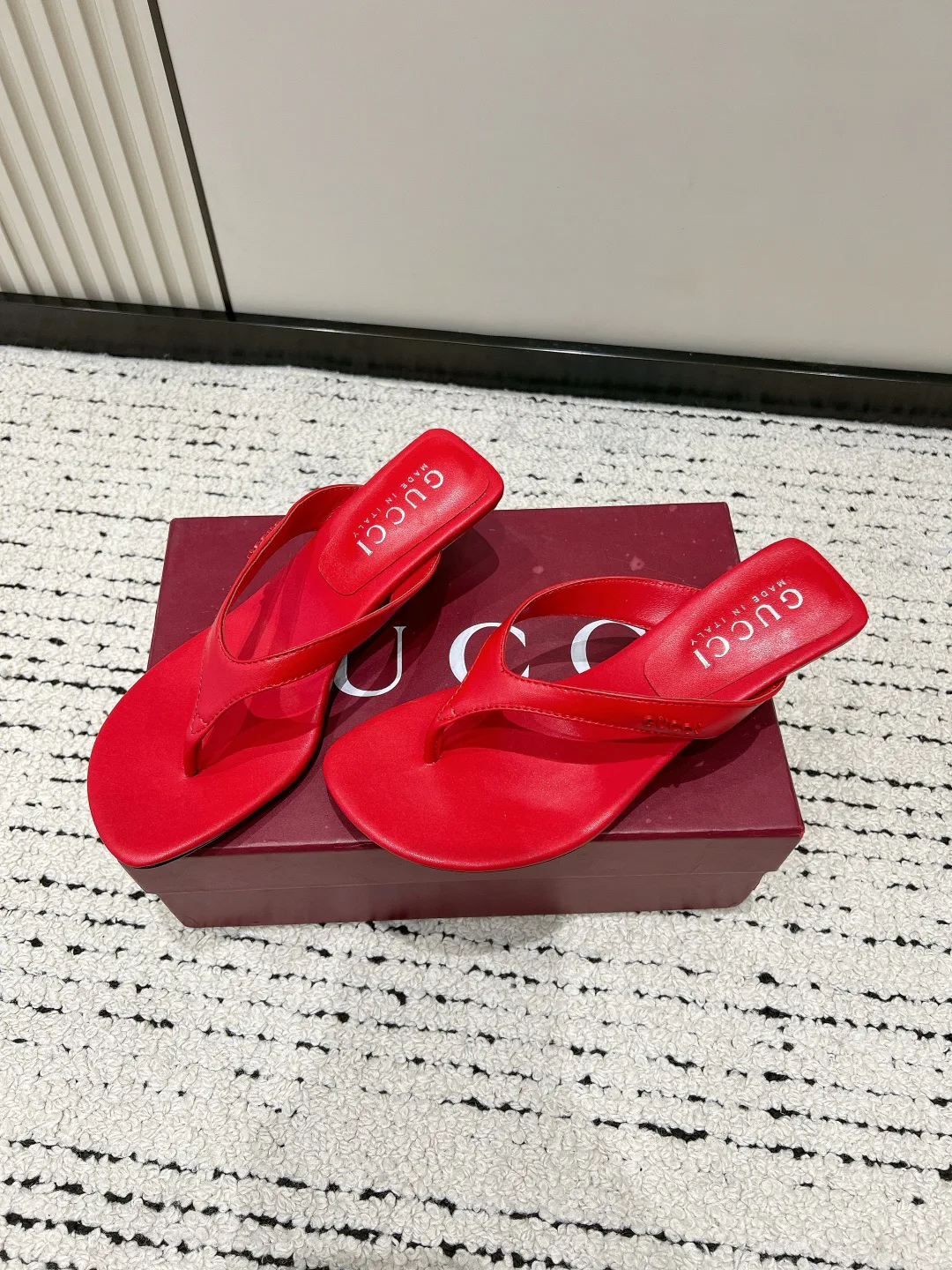 Шлепанцы Женские Gucci 17637845