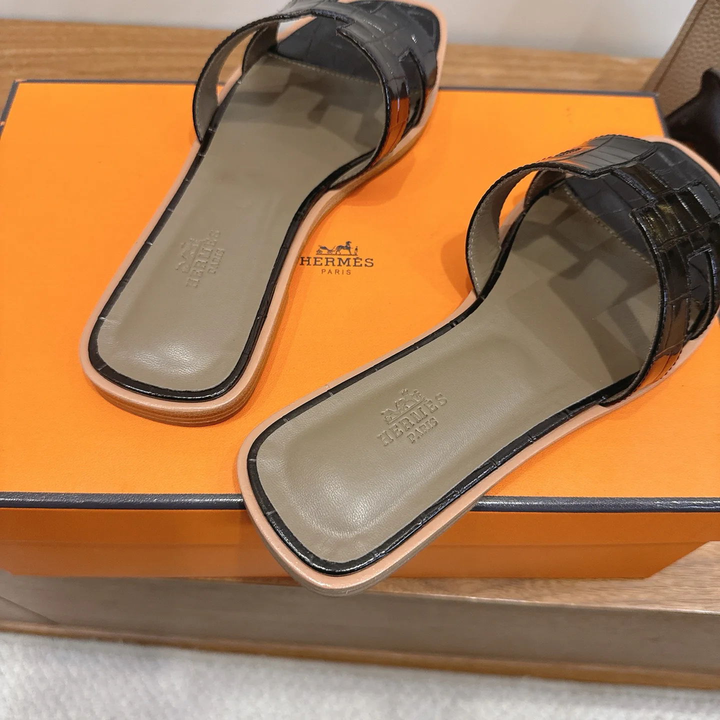 Шлепанцы Женские Hermes 1223548