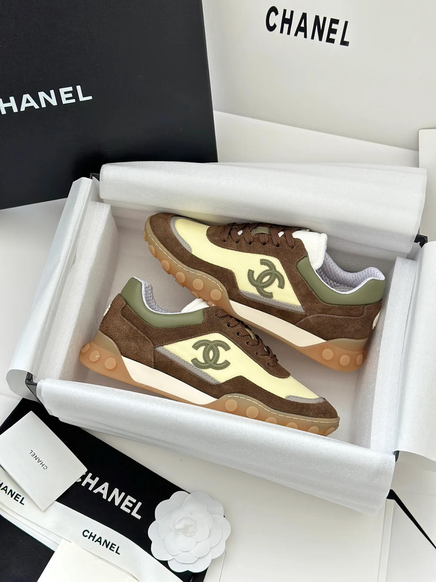 Кроссовки Женские Chanel 18765003