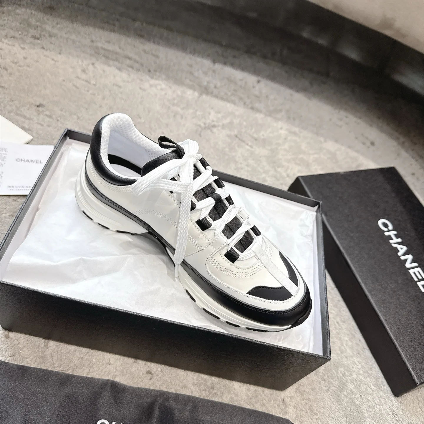 Кроссовки Женские Chanel 17933397