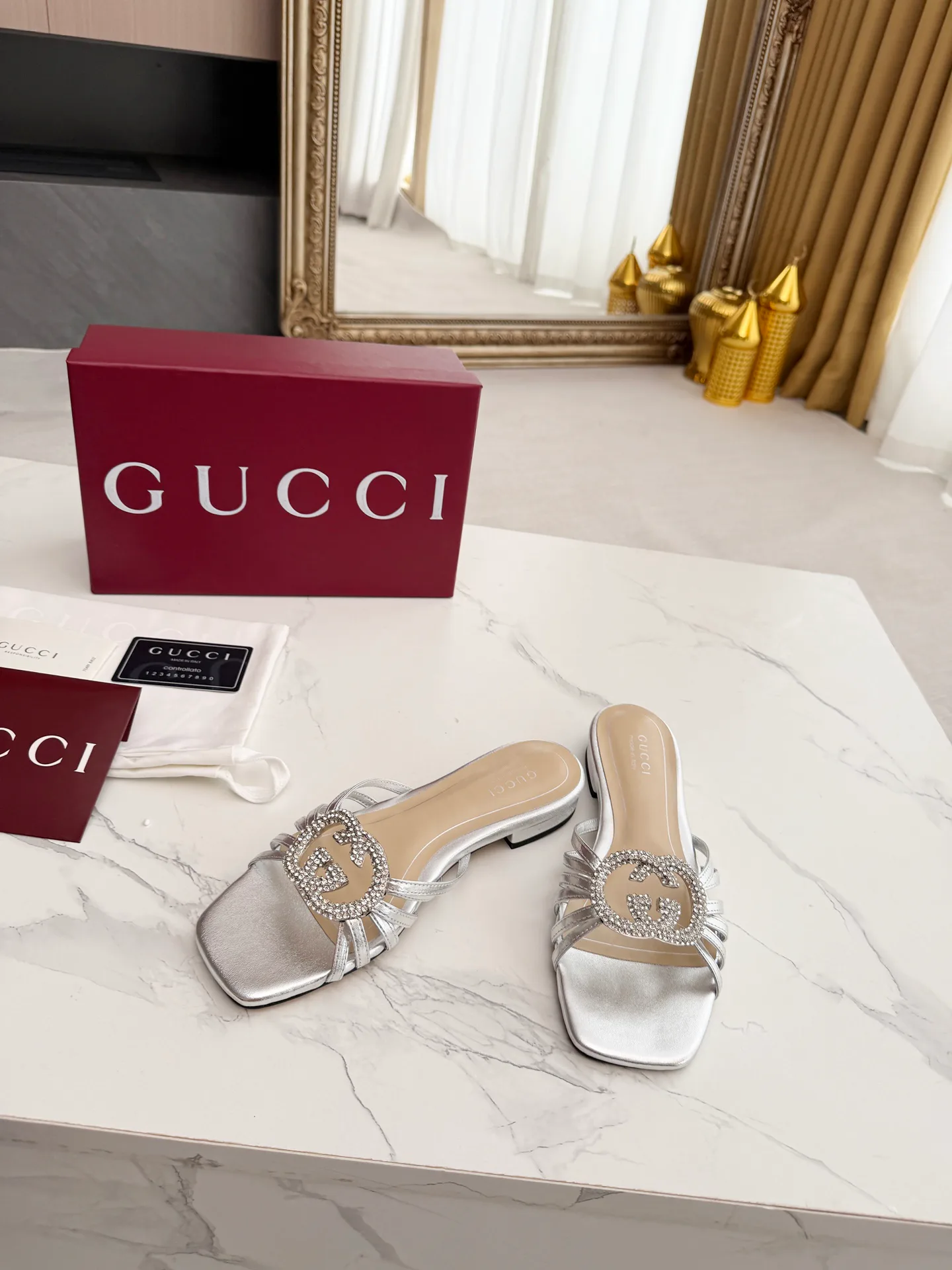 Шлепанцы Женские Gucci 556091