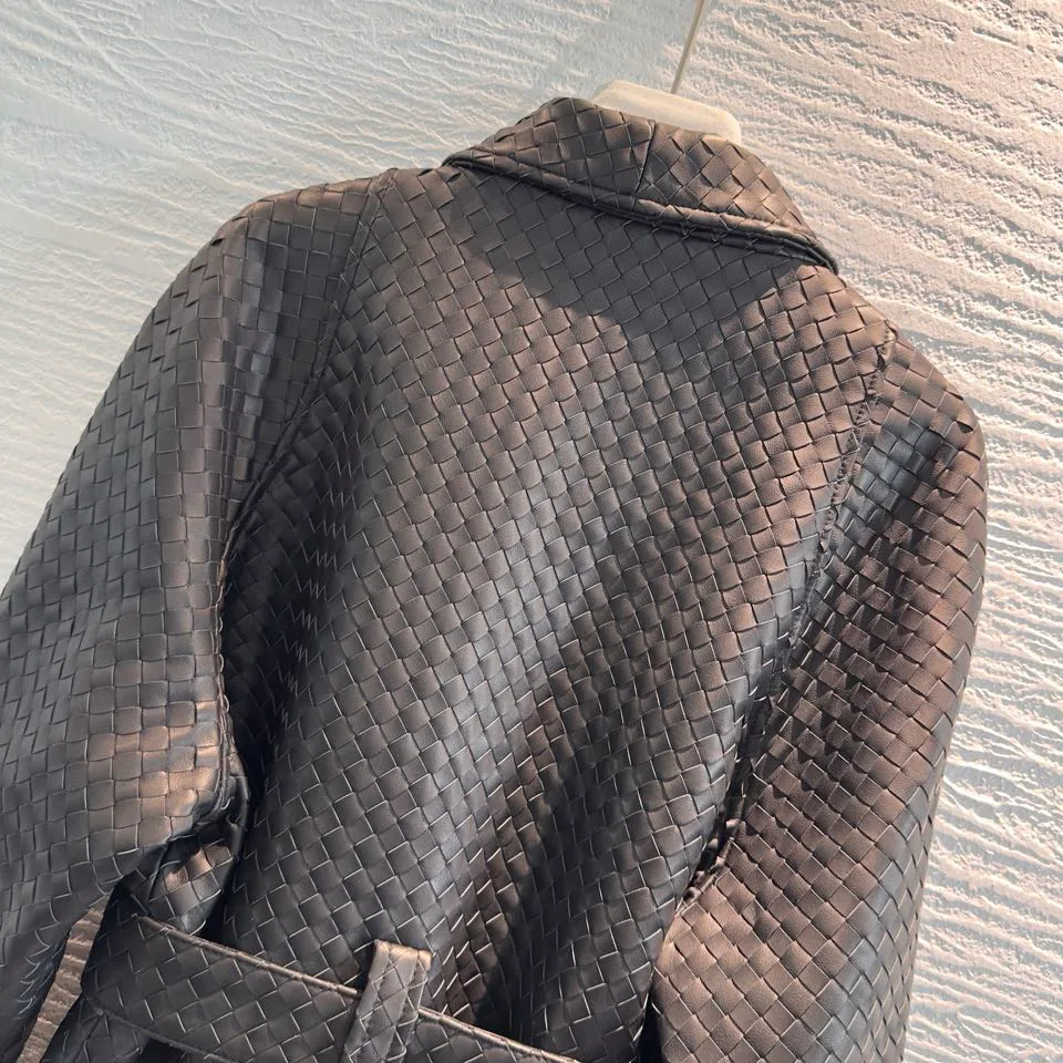 Кожаные Куртки И Дублёнки Женские Bottega Veneta 18172953