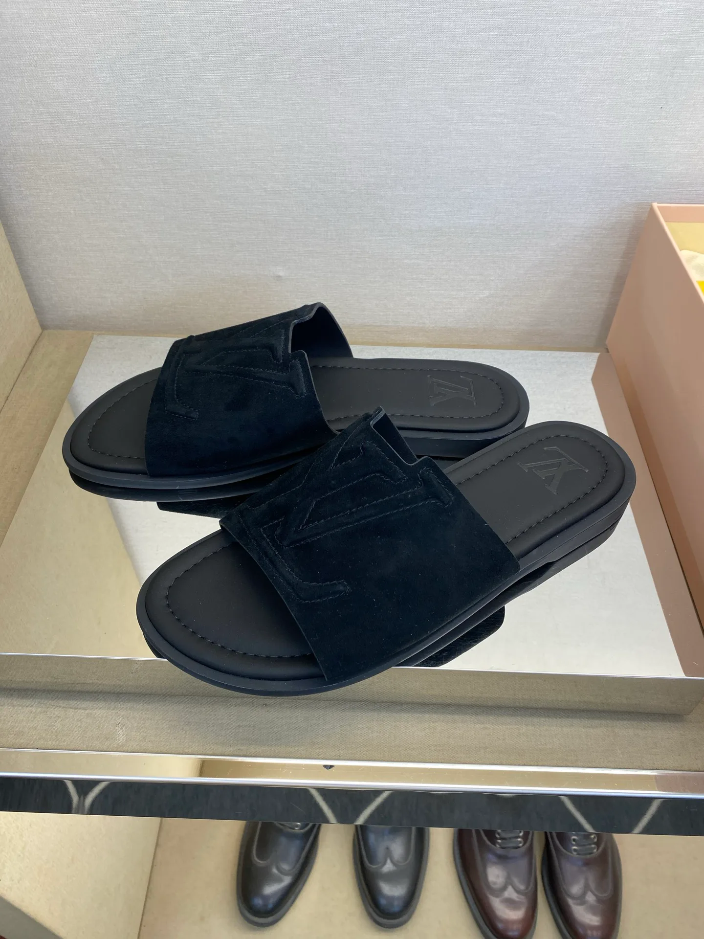 Сандалии Мужские Louis Vuitton 11767894