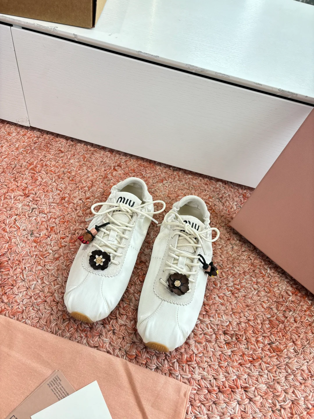 Кроссовки Женские Miu Miu 1138169