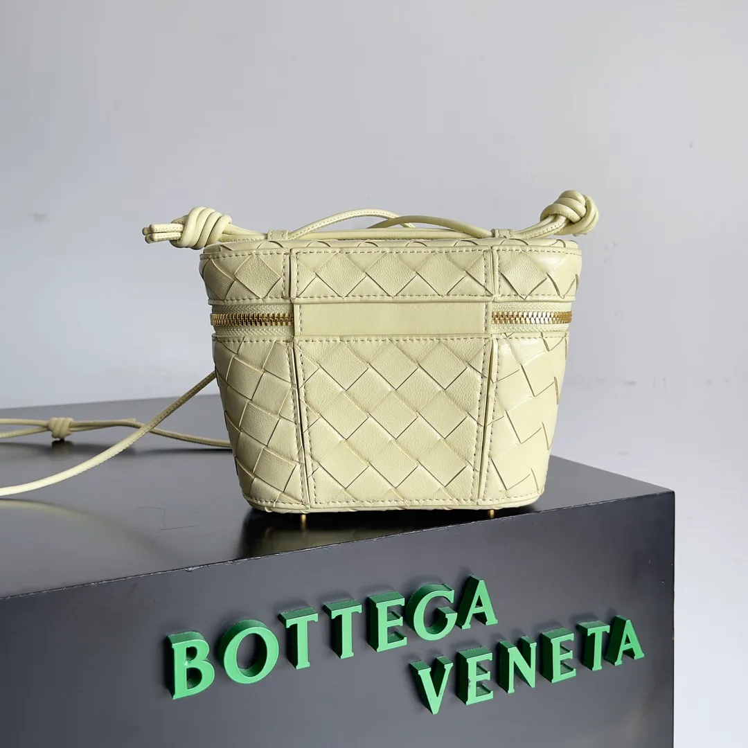 Классические Сумки Женские Bottega Veneta 17825283