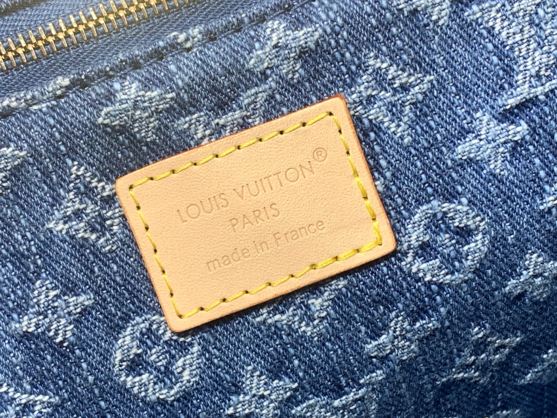 Сумки На Ремне Женские Louis Vuitton 11727936