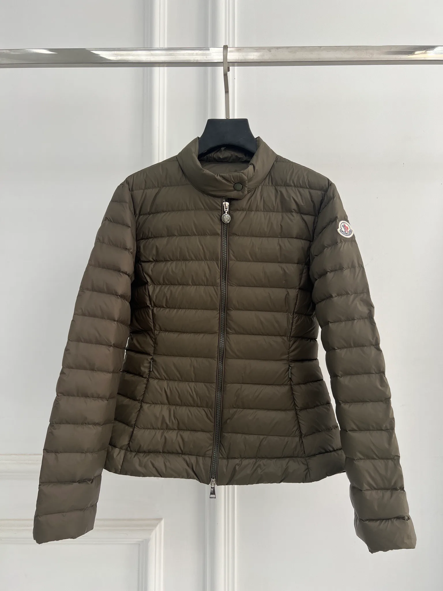 Куртки И Пуховики Женские Moncler 18416155