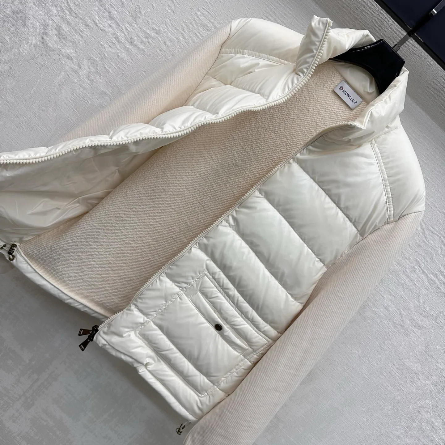 Куртки И Пуховики Женские Moncler 18141497