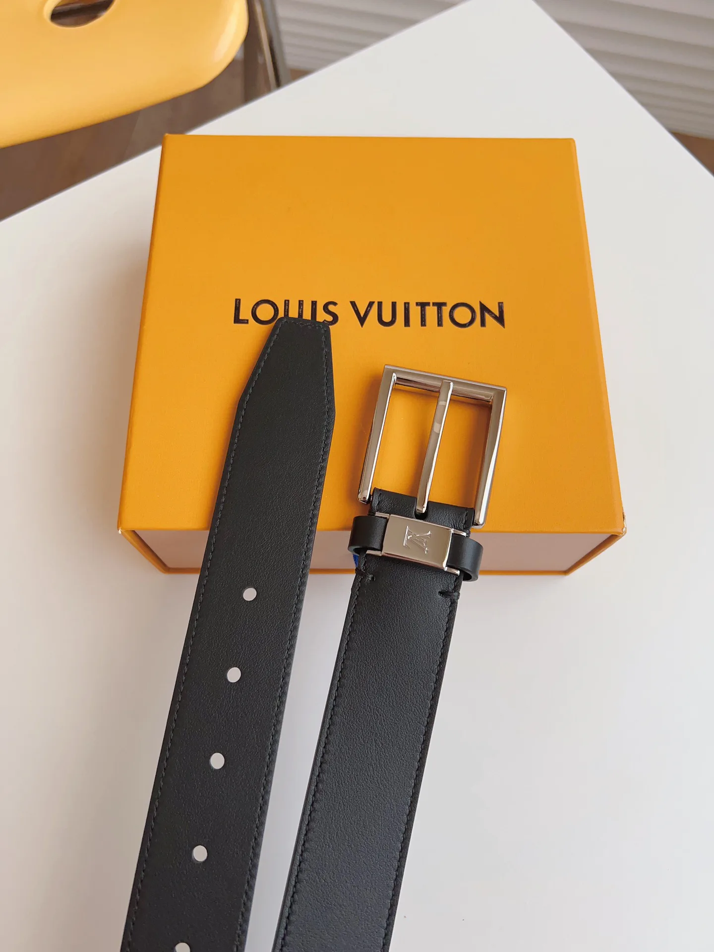 Ремни Louis Vuitton 14066092