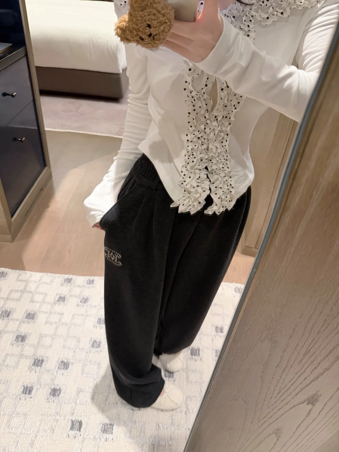 Брюки Женские Chanel 19056029