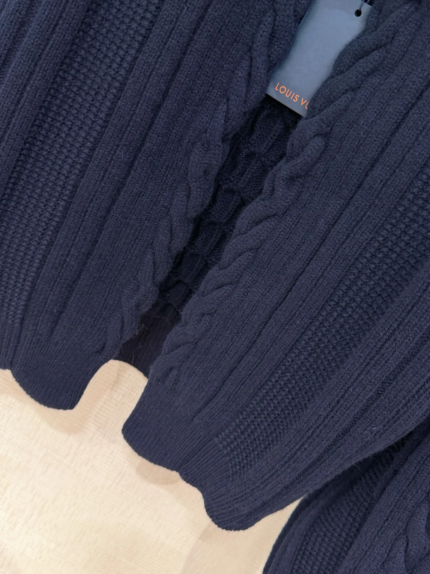 Джемперы И Свитеры Женские Louis Vuitton 11413512