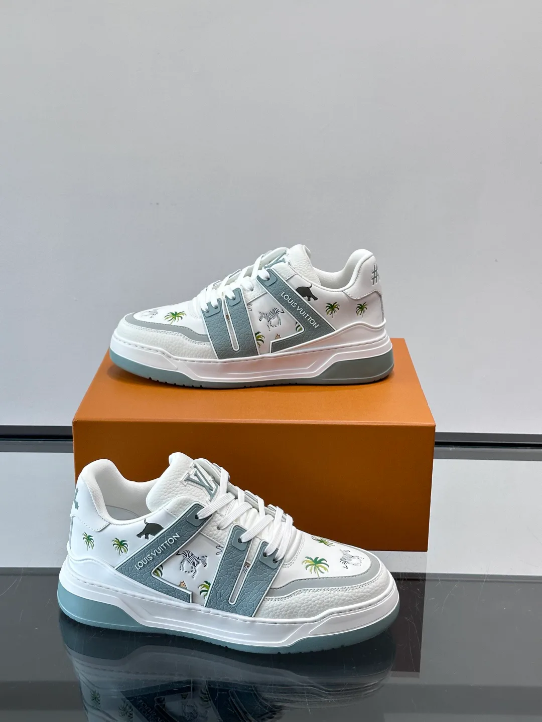 Кроссовки Мужские Louis Vuitton 13553753