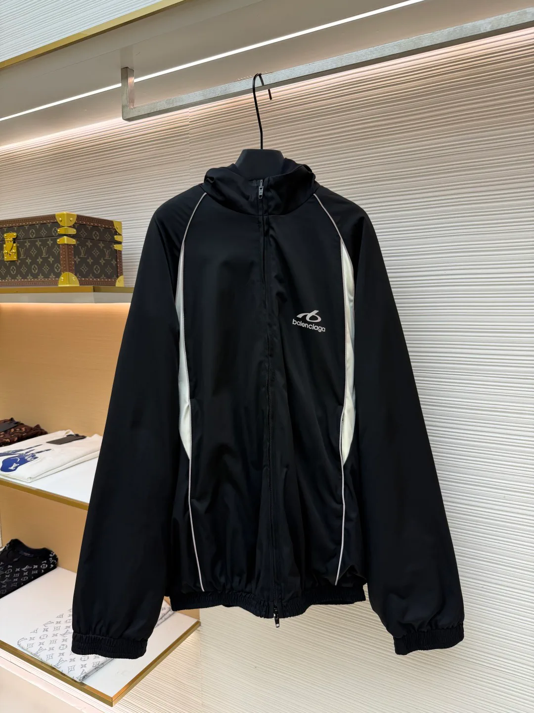 Свитшоты И Худи Мужские Balenciaga 18513781