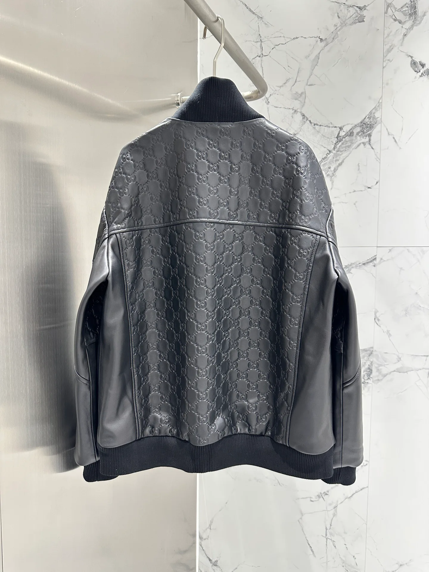 Кожаные Куртки И Дублёнки Мужские Gucci 11181070