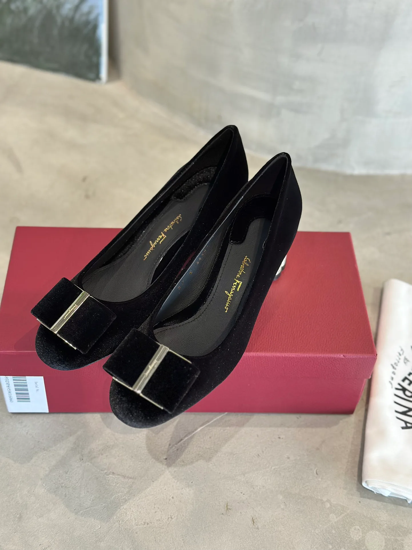 Туфли Женские Salvatore Ferragamo 11675410