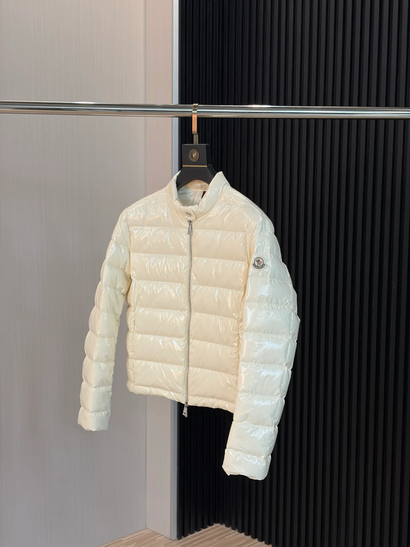Куртки И Пуховики Мужские Moncler 17908027