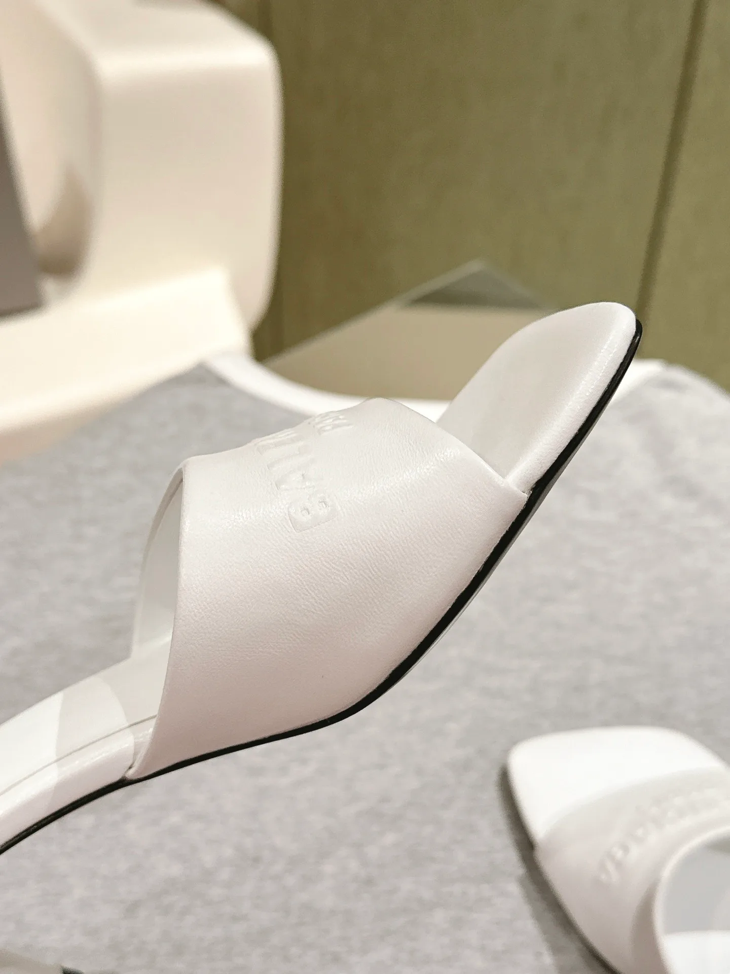 Босоножки Женские Balenciaga 35274