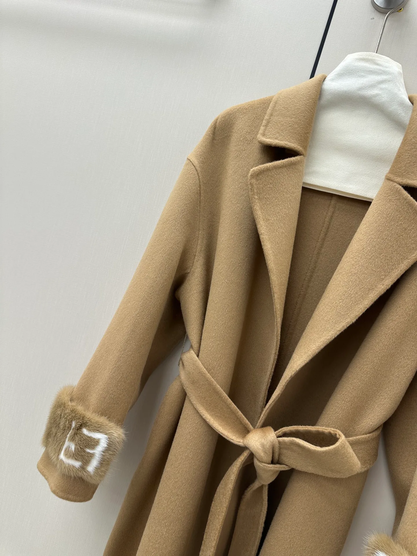 Пальто Женские Fendi 19311163