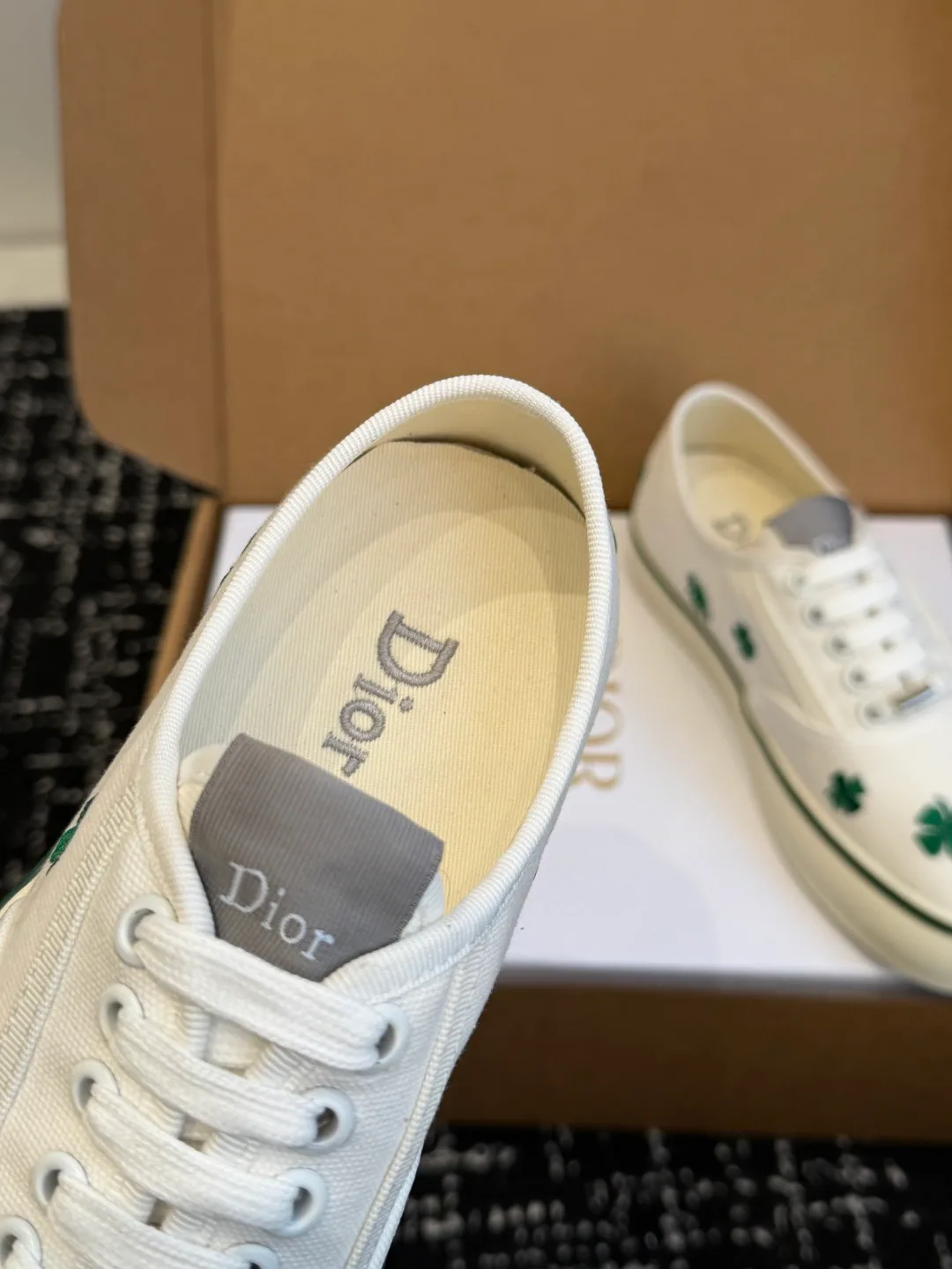 Кроссовки Женские Christian Dior 11356346
