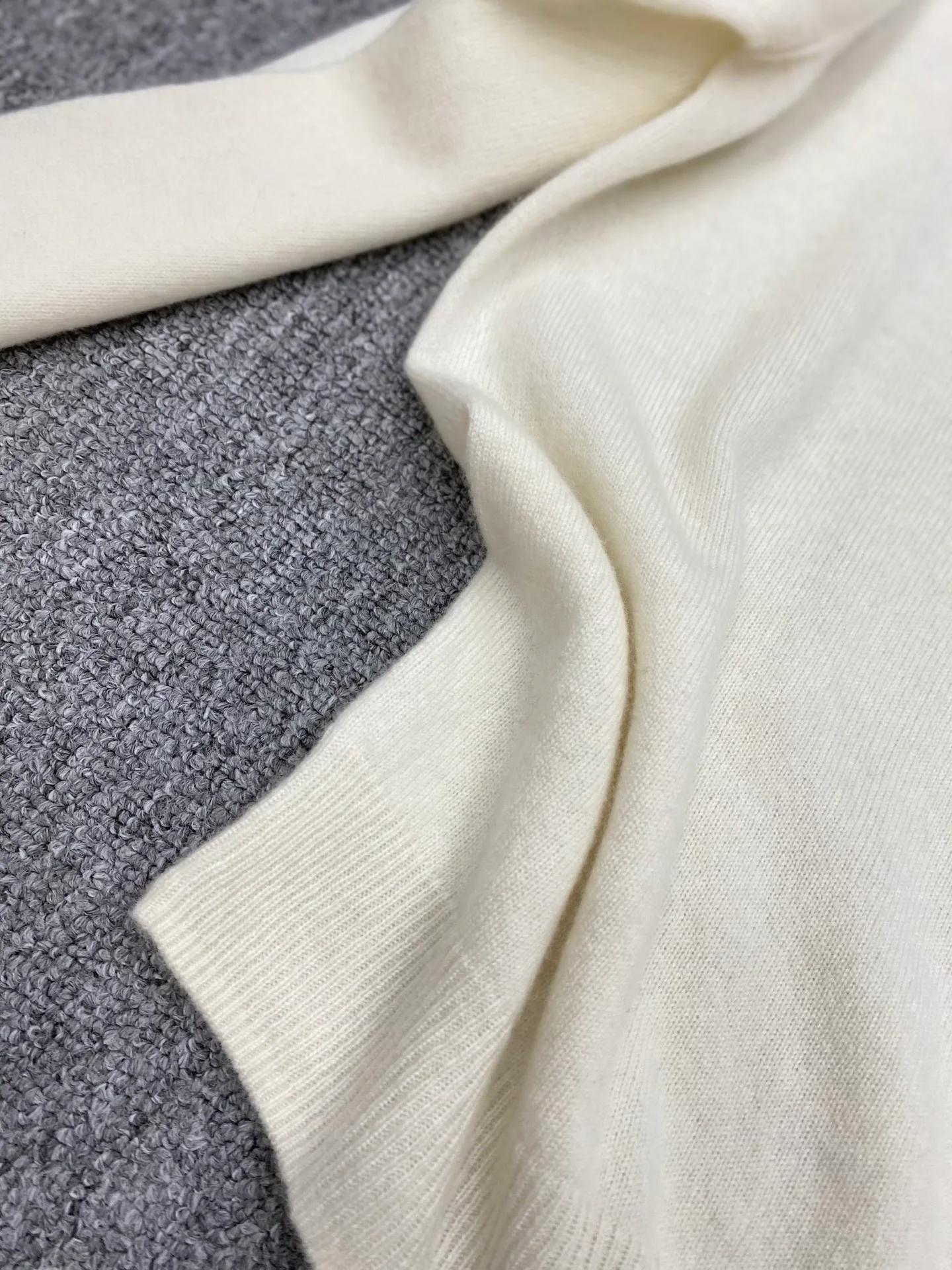 Джемперы И Свитеры Женские Loro Piana 17914887