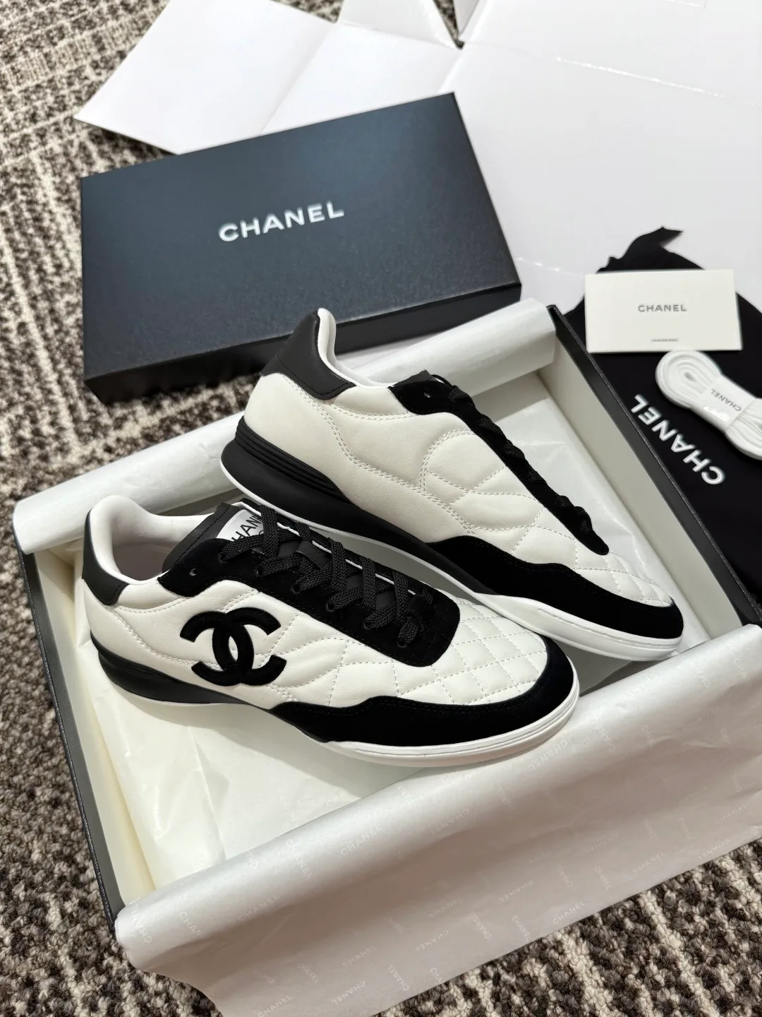 Кроссовки Женские Chanel 13454905