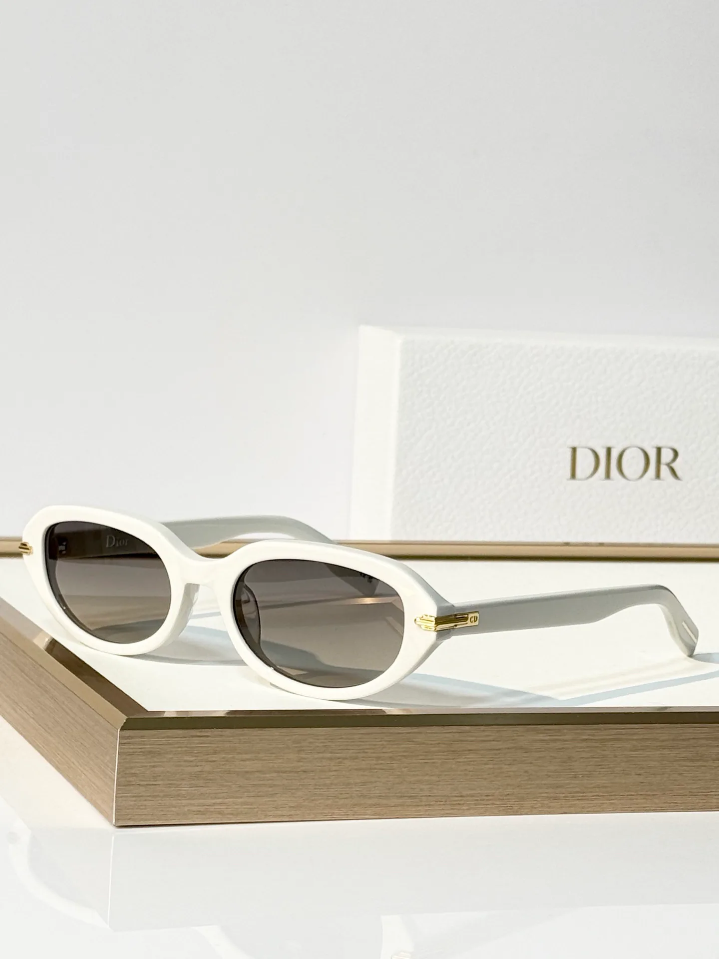 Очки Christian Dior 18239257