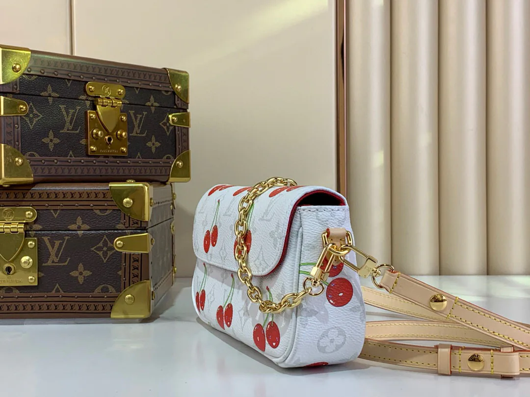 Сумки На Ремне Женские Louis Vuitton 84067