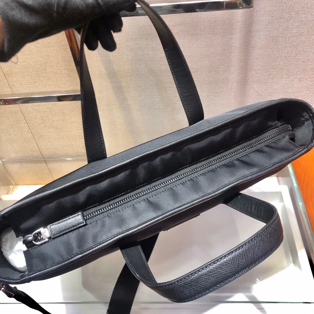 Деловые Сумки Мужские Prada 13832250
