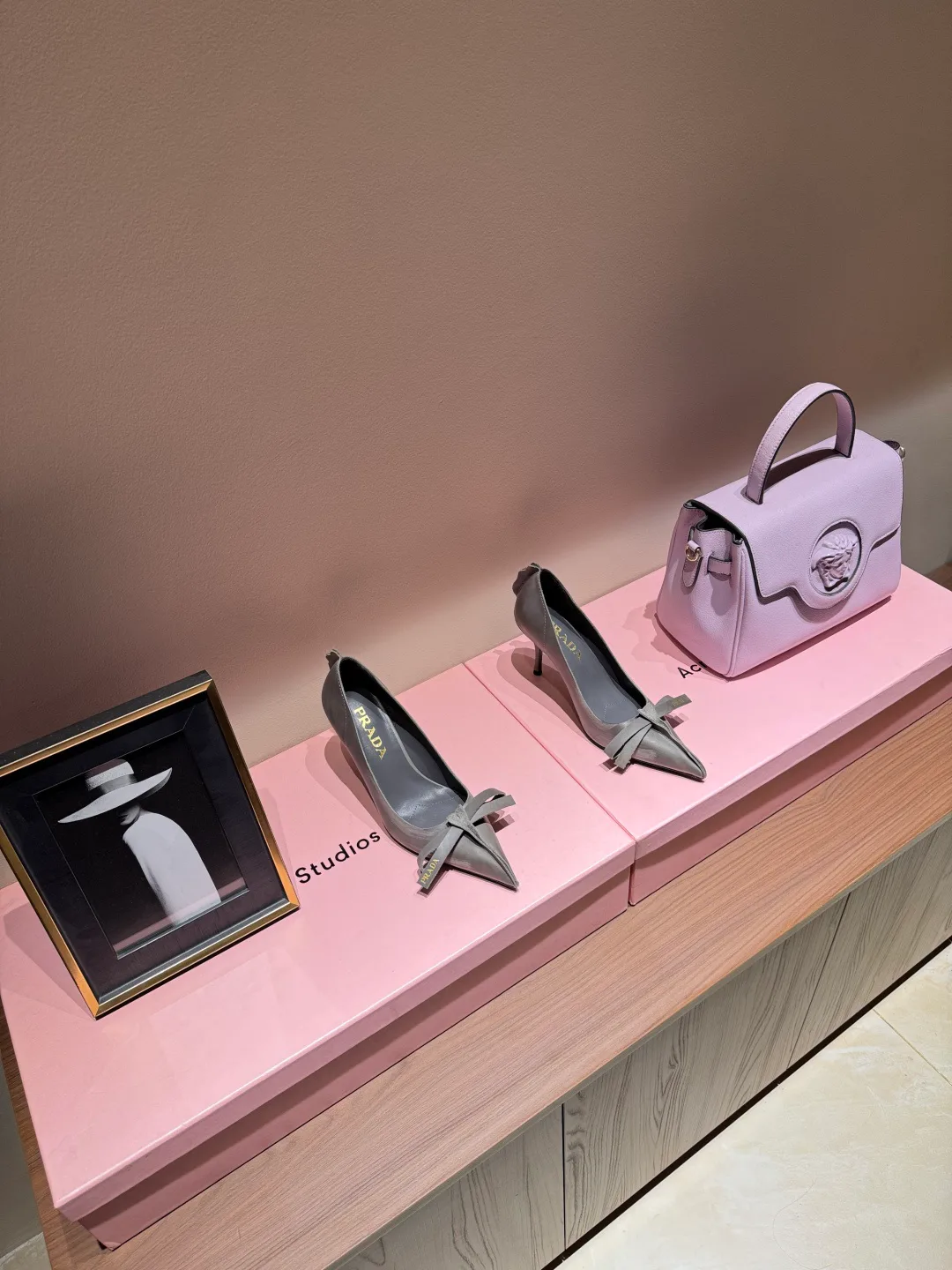 Туфли Женские Prada 11410348