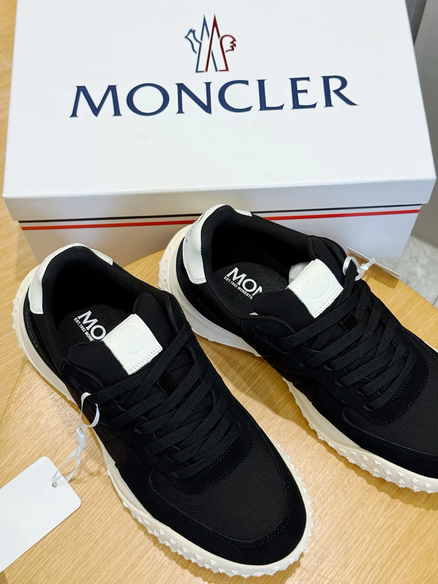 Кроссовки Мужские Moncler 18165299