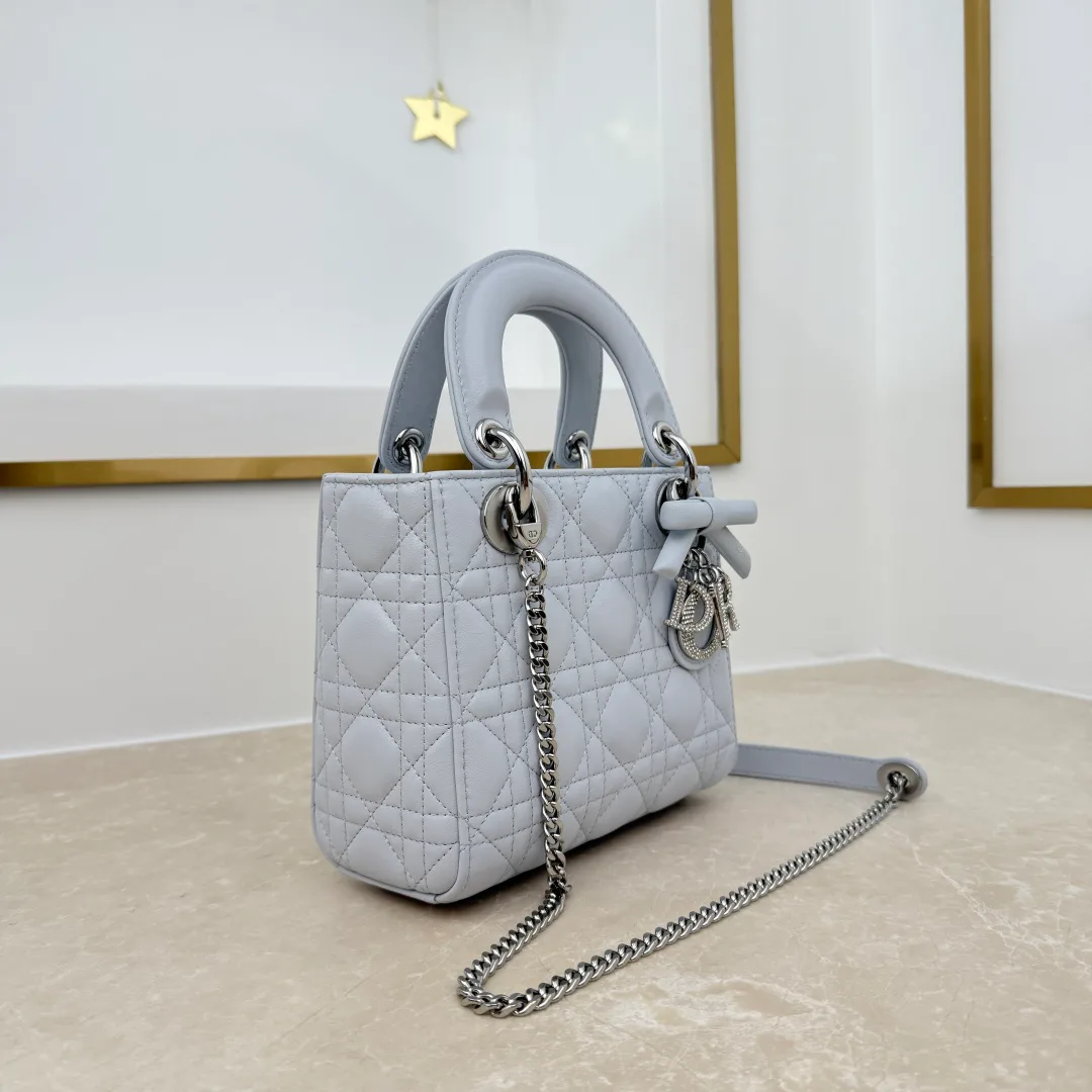 Классические Сумки Женские Christian Dior 18116221