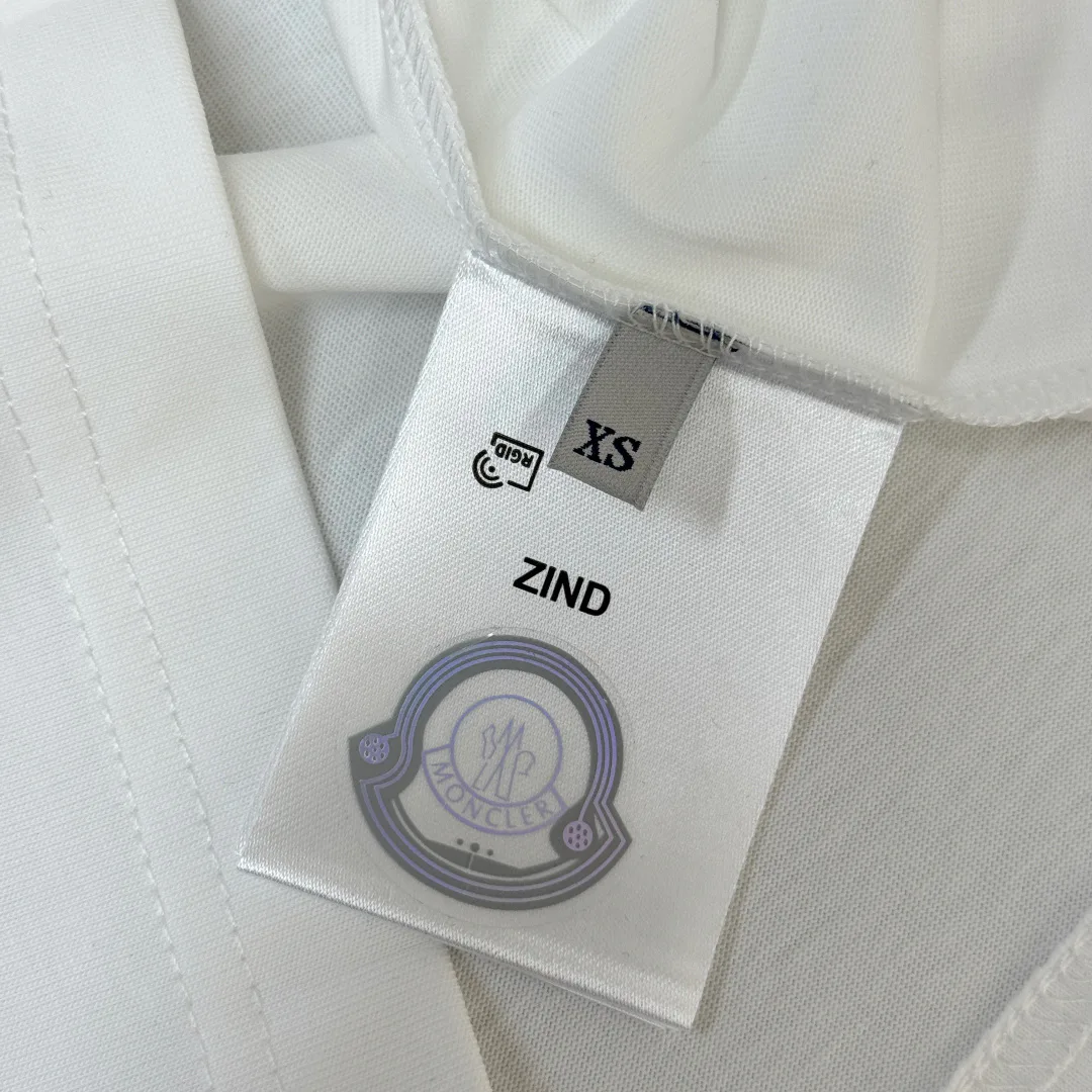 Футболки Женские Moncler 11393785