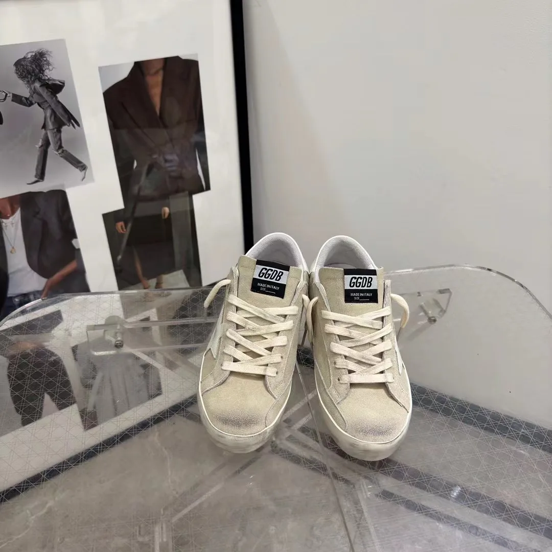 Кроссовки Женские Golden Goose 18265604