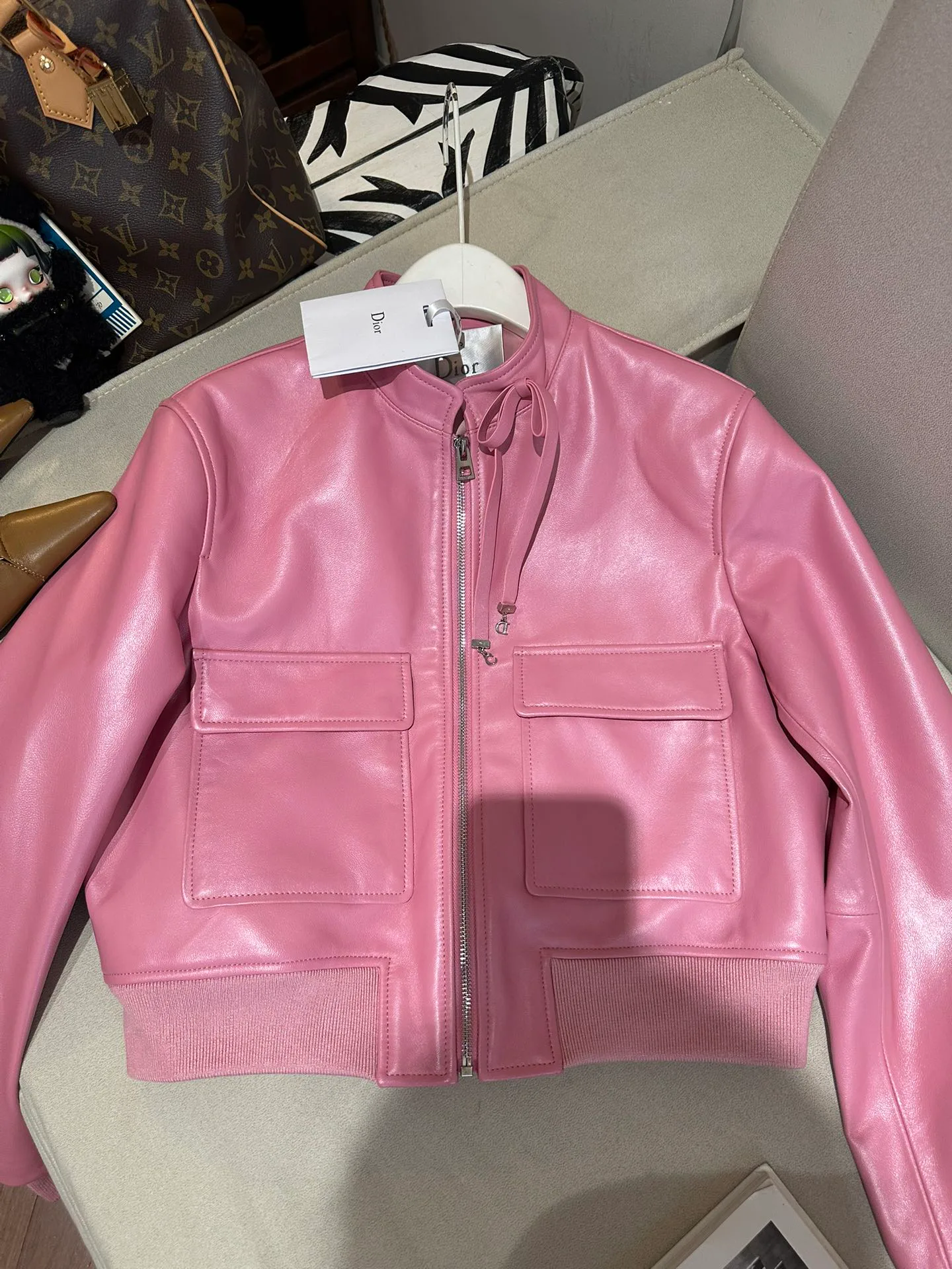 Кожаные Куртки И Дублёнки Женские Christian Dior 11679778