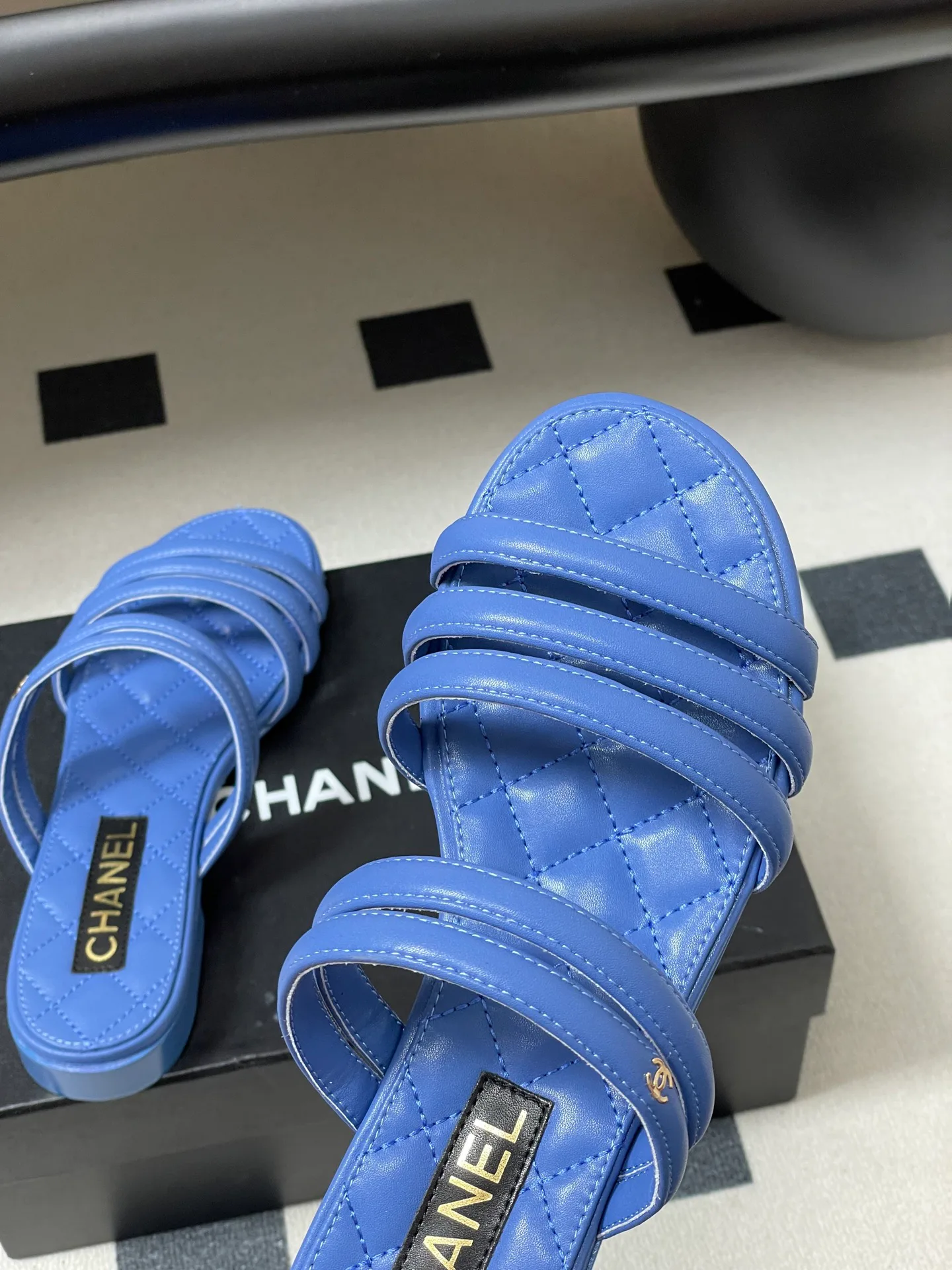 Шлепанцы Женские Chanel 374972