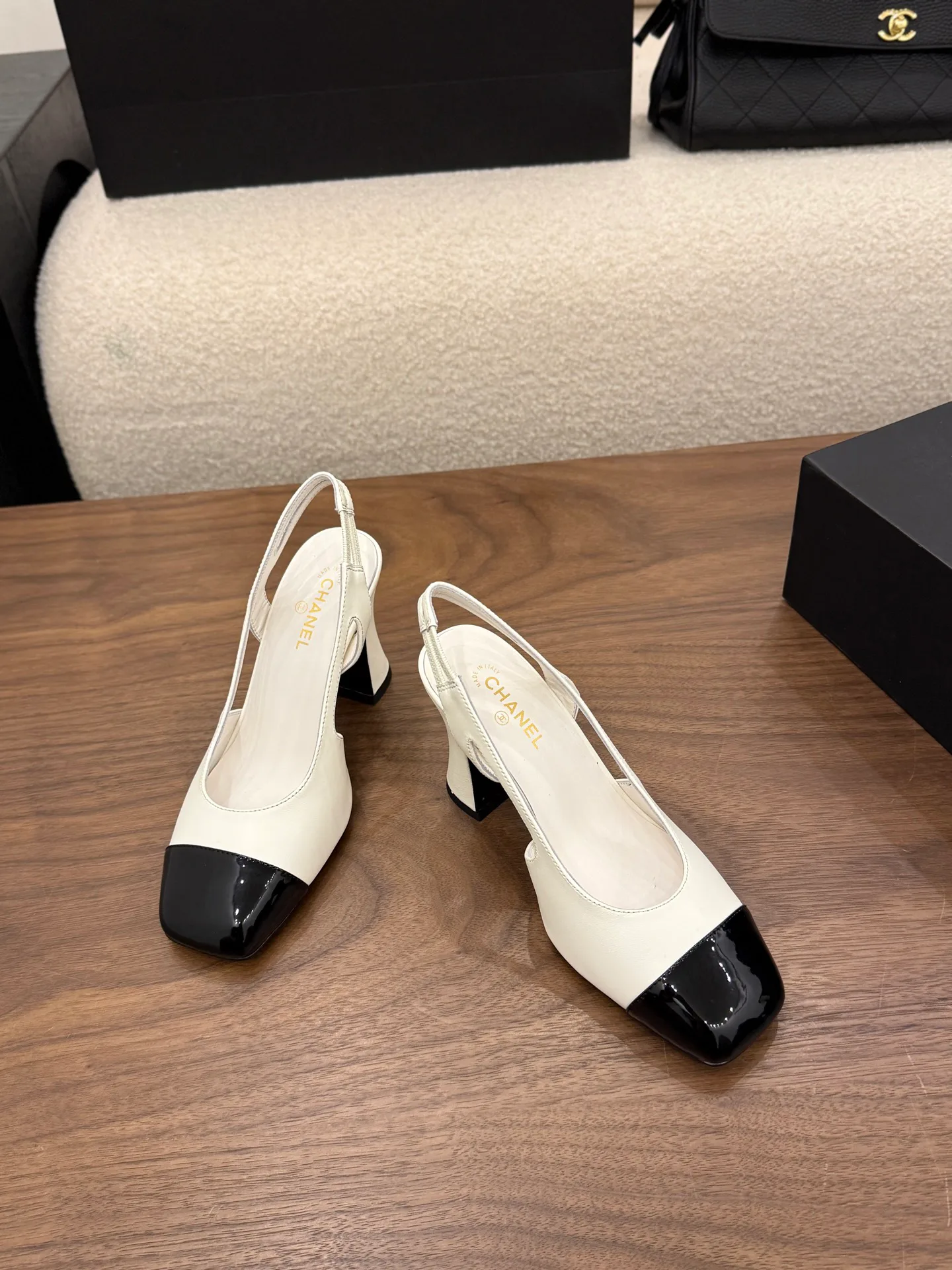 Туфли Женские Chanel 19501751